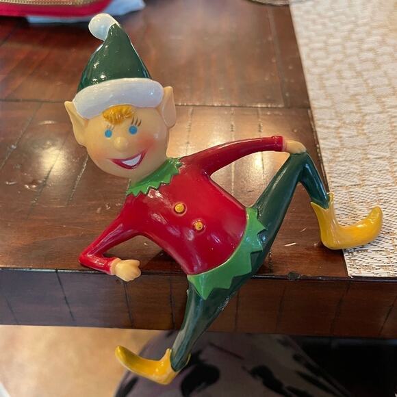 Vintage sitting shelf pixie elf resin 1981 Christmas - Picture 10 of 11